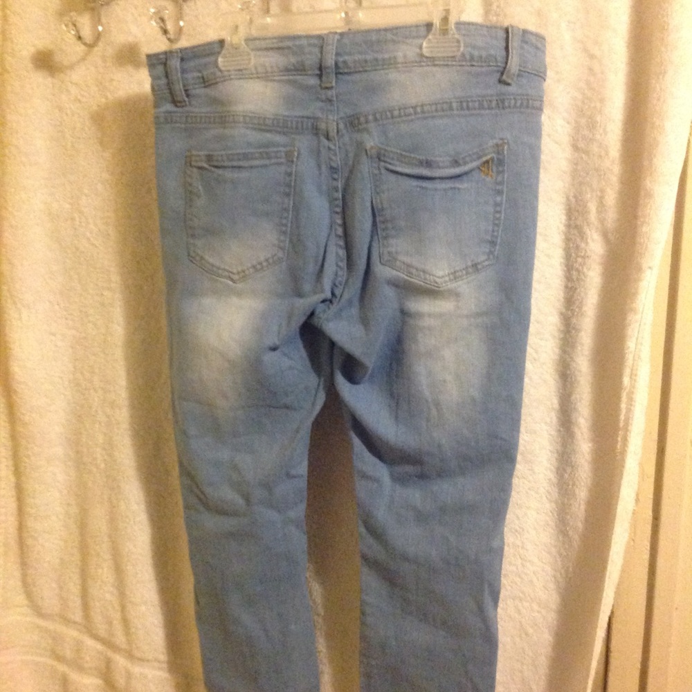 BLUE RIPPED JEANS - Picture 2 of 2